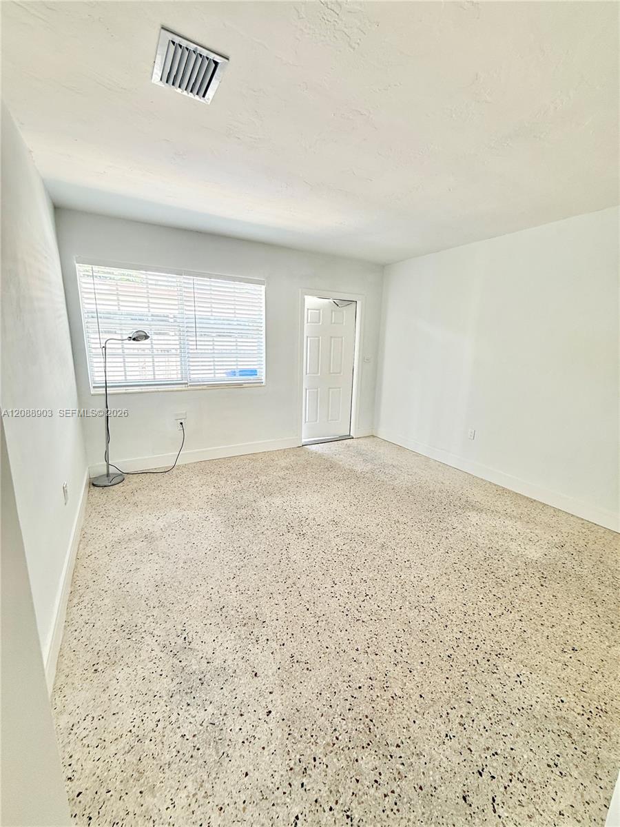 3050 NW 20th St # 2 — Photo 5