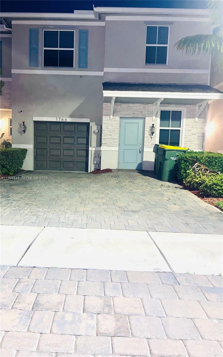 1766 SE 7th Ter, Homestead FL 33034