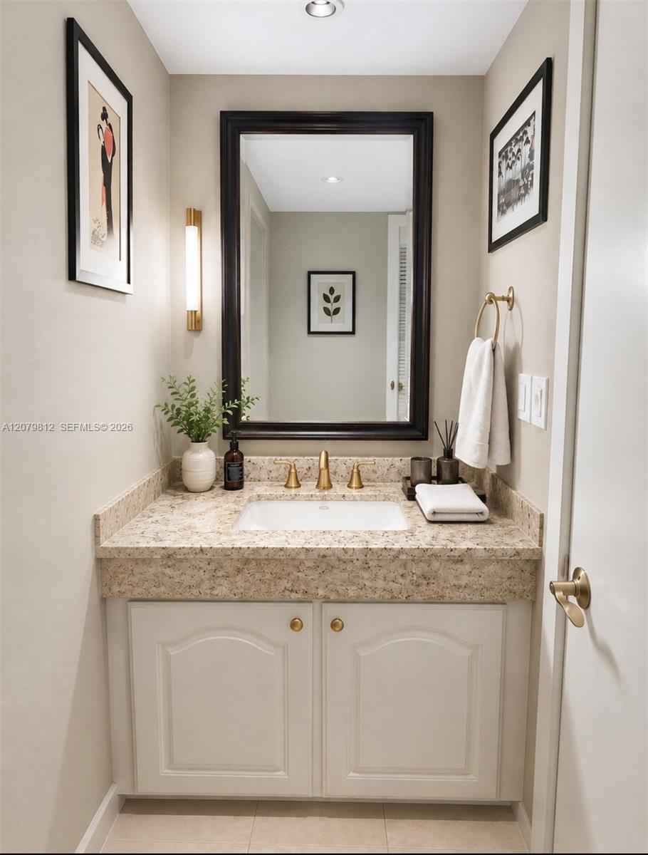 6900 E Bay Dr # 9L — Photo 4