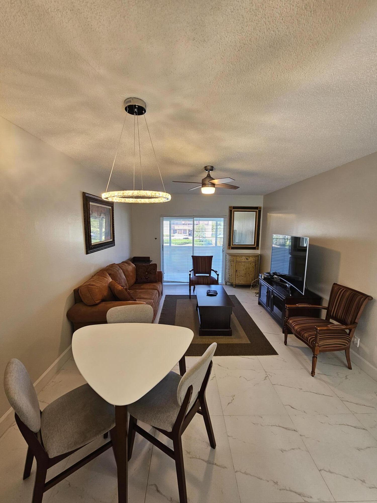 1115 Lake Terrace # 208, Boynton Beach FL 33426