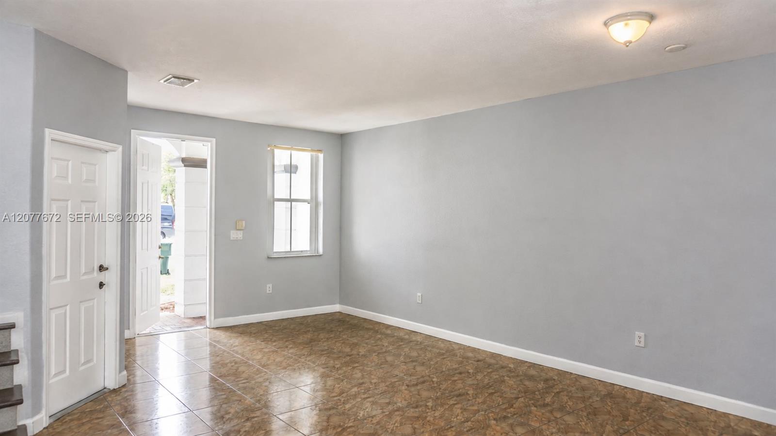 7616 NW 114th Path — Photo 5
