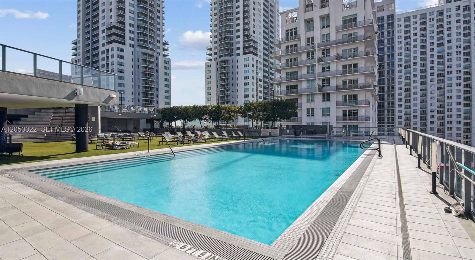 230 NE 4th Street # J1, Miami FL 33132