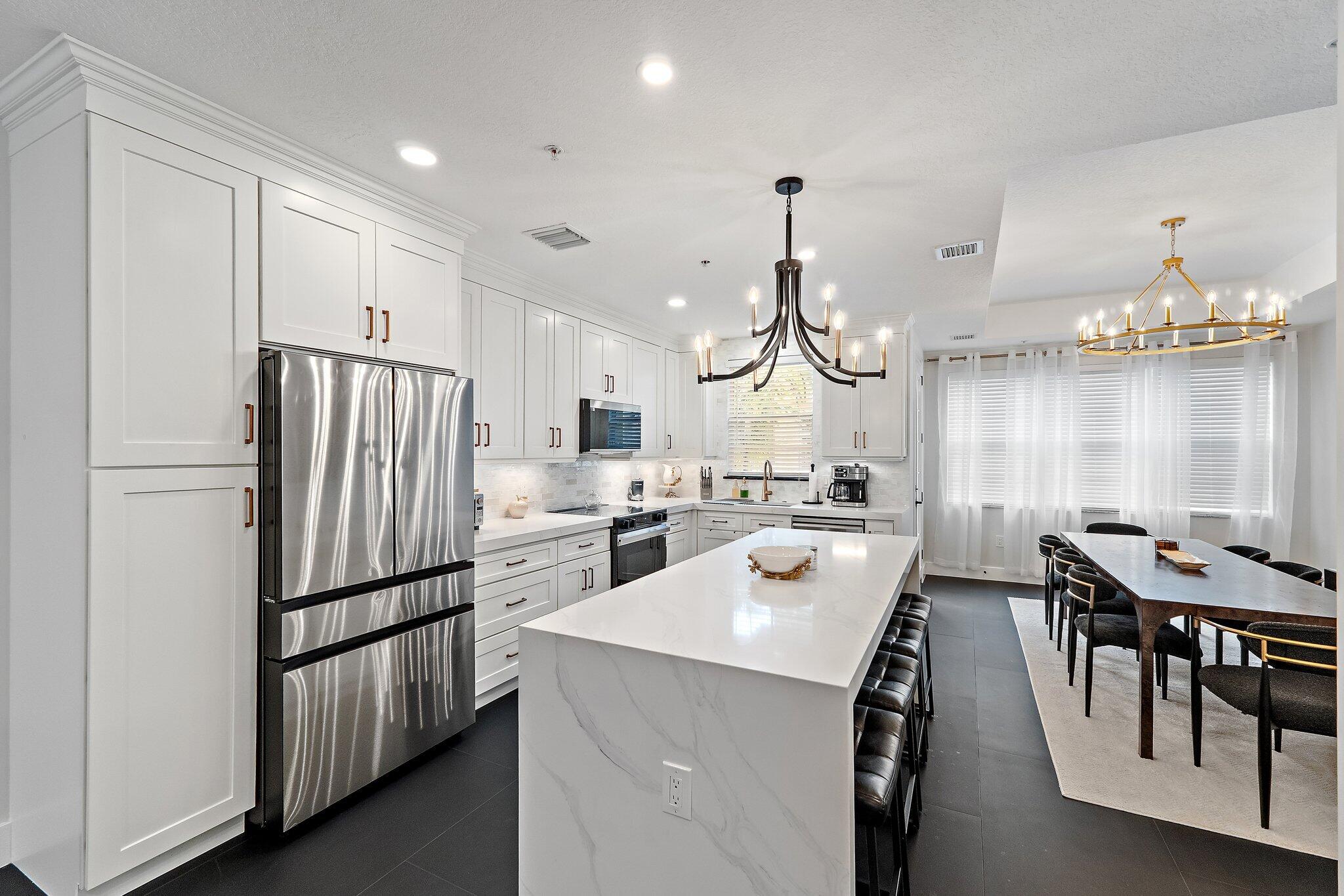 11774 Valencia Gardens Avenue — Photo 3