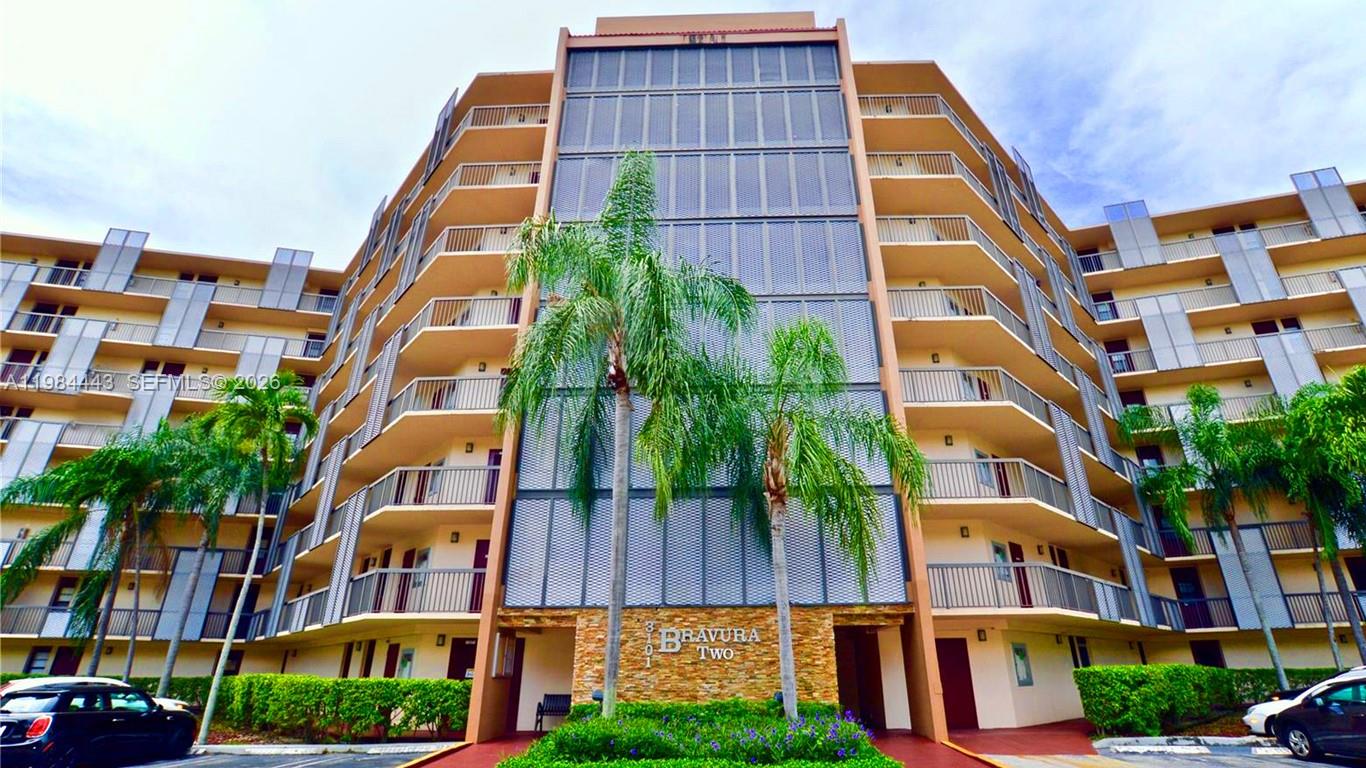 3301 N Country Club Dr # 804, Aventura FL 33180