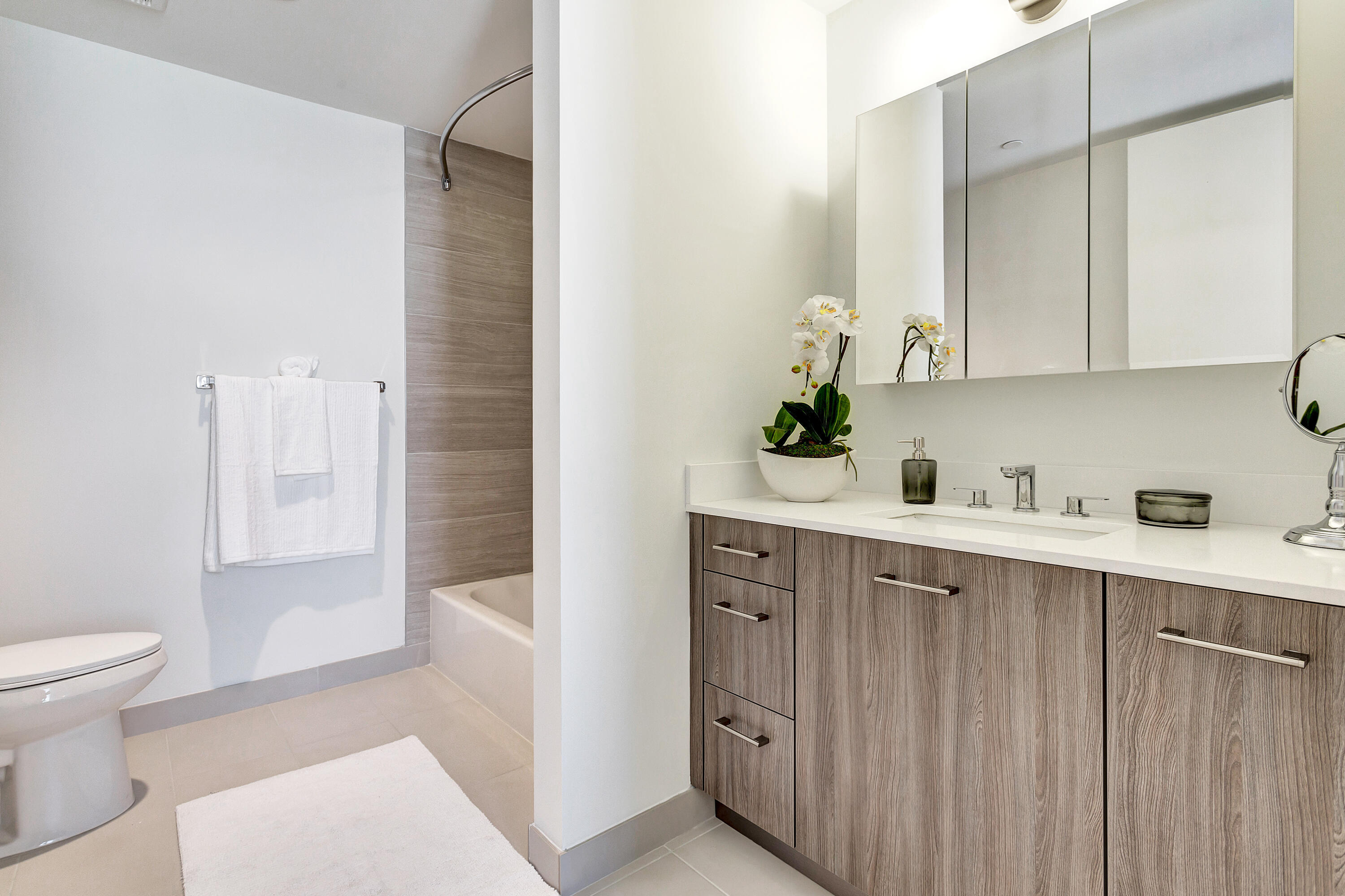 3635 NE 1st Avenue # 706 View 14