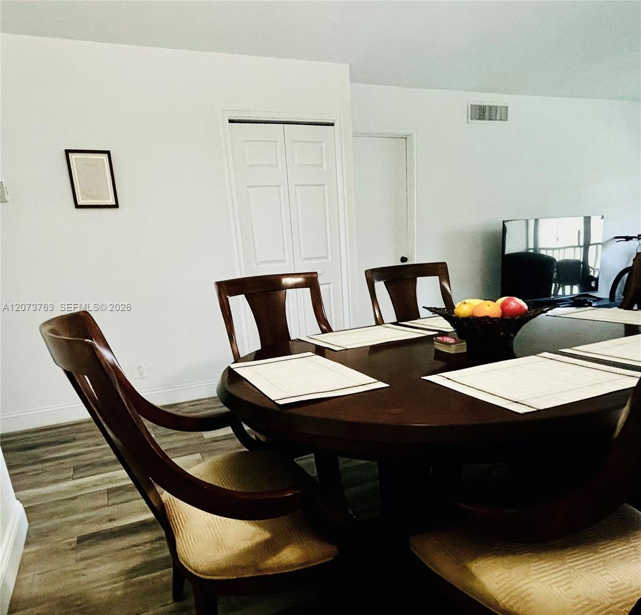 307 Lakeview Dr # 202 — Photo 4