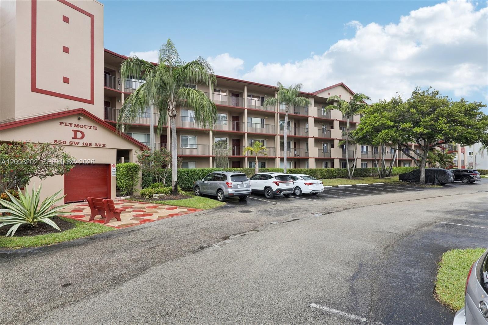 850 SW 138th Ave # 208D, Pembroke Pines FL 33027