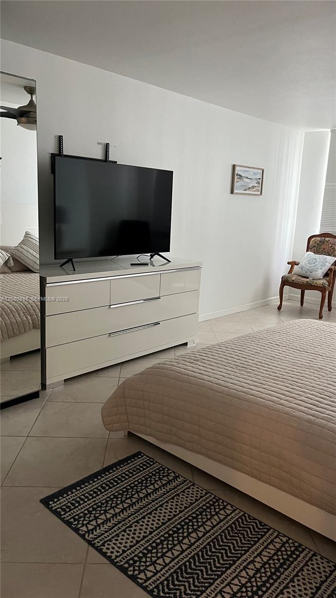 2751 S Ocean Dr # 406S — Photo 4