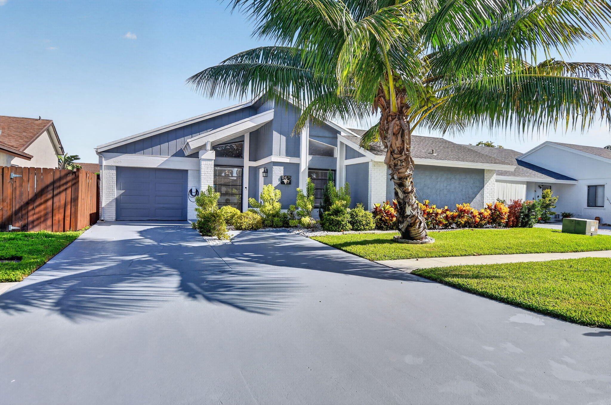 11475 Clear Creek Place — Photo 2