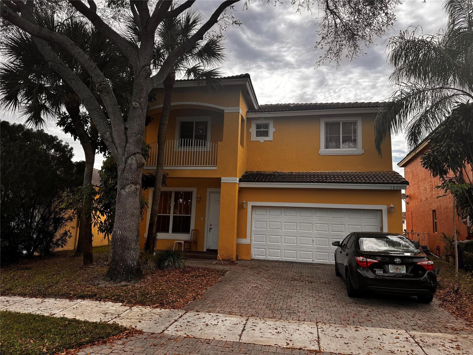 1820 NW 78th Avenue, Pembroke Pines FL 33024