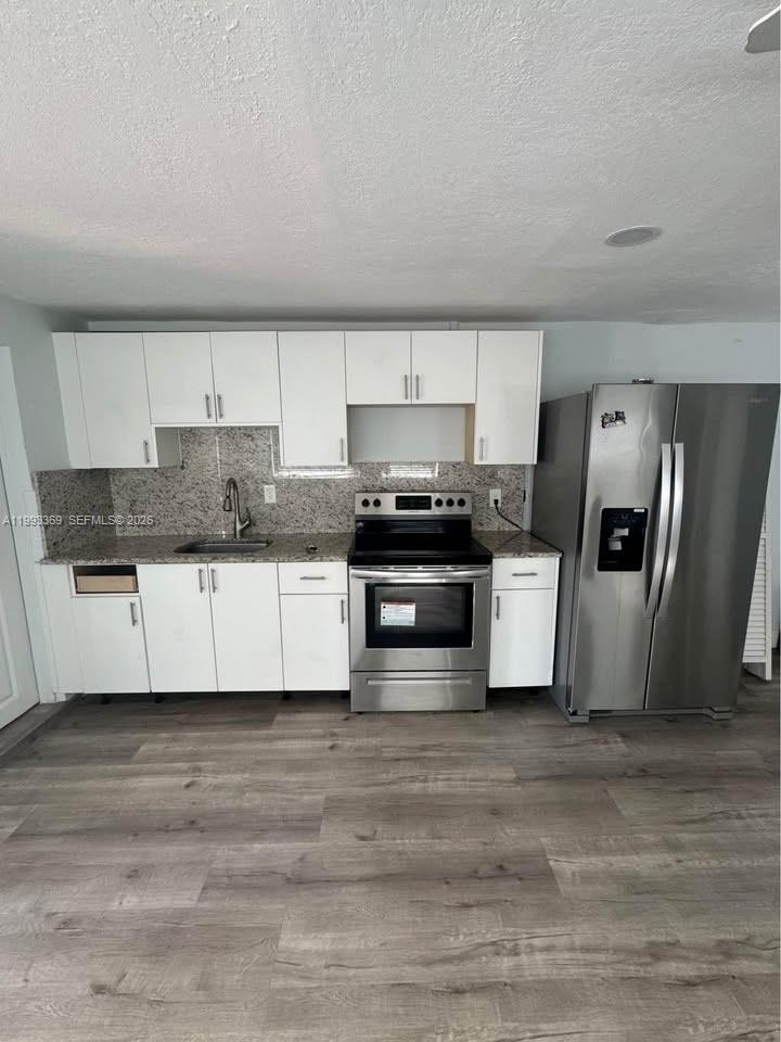 7620 SW 21 # 2 — Photo 3