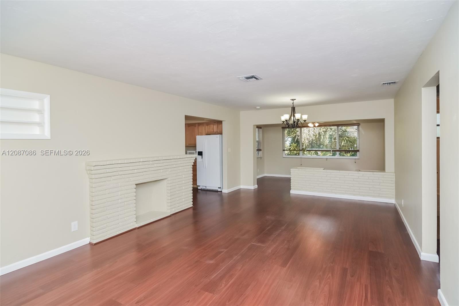 3141 SW 17th St — Photo 4