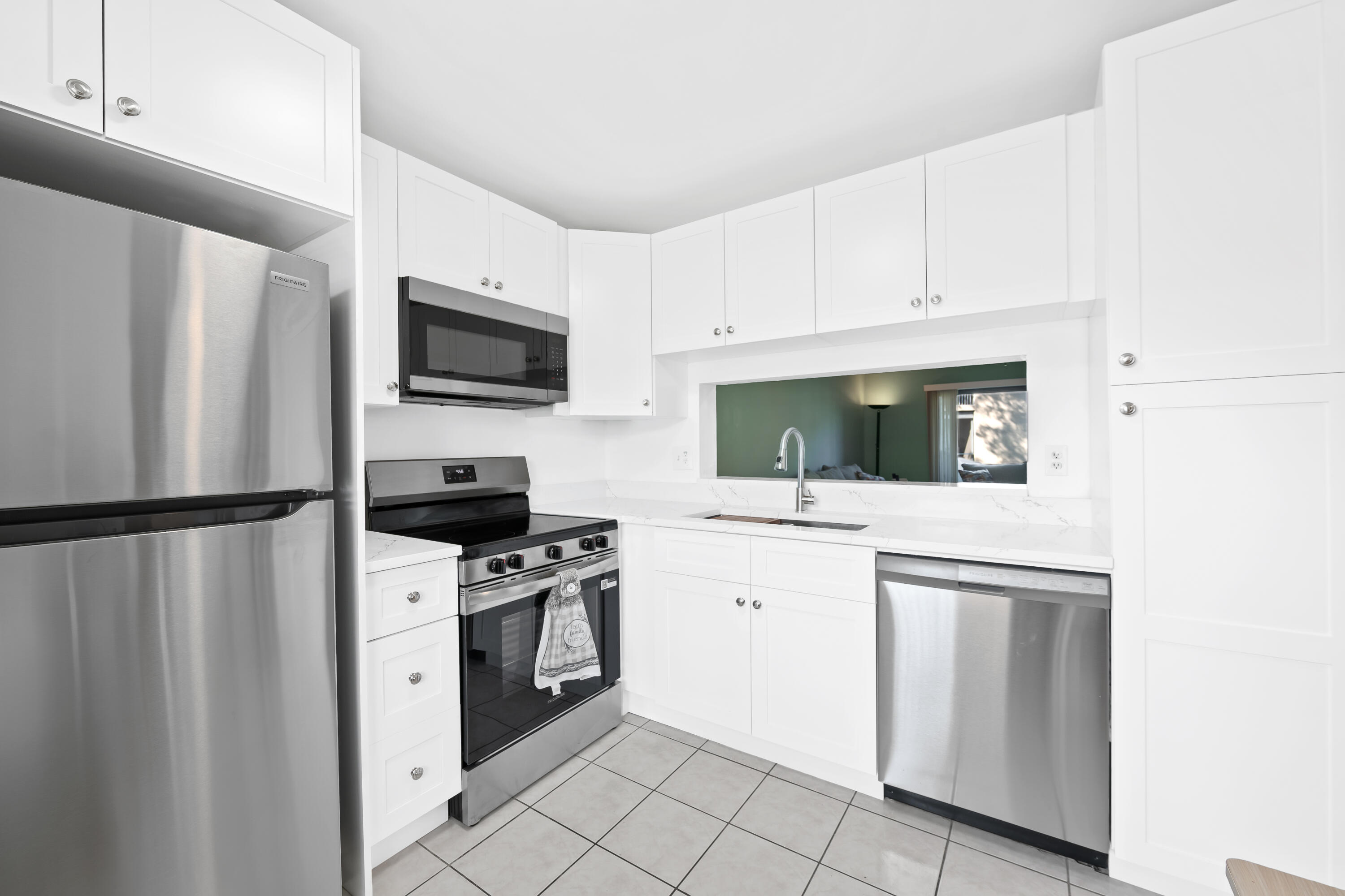 5570 Lakeside Drive # 102, Margate FL 33063