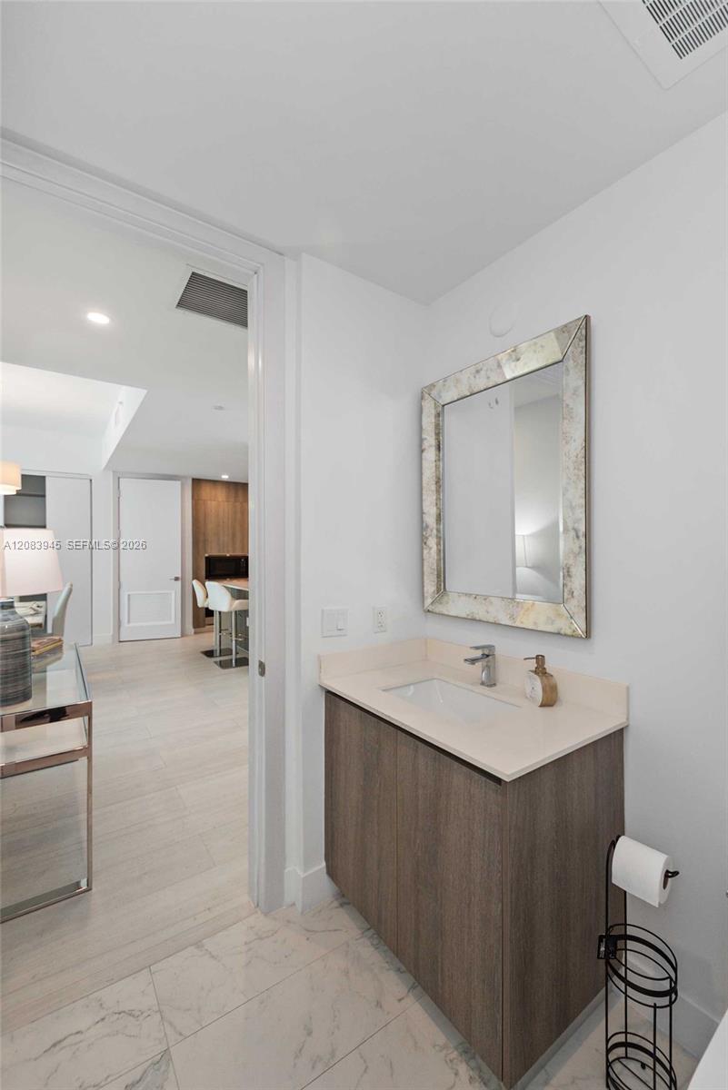 17550 Collins Ave # 1403 — Photo 5