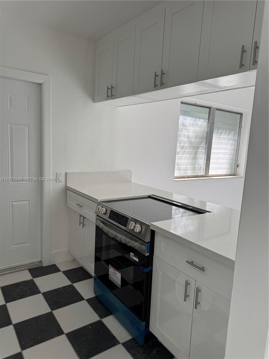 8017 Byron Ave # 6 — Photo 5