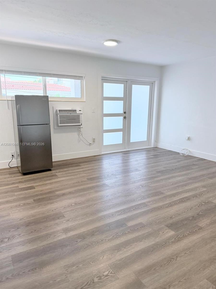 100 Madeira Ave # 7 — Photo 5