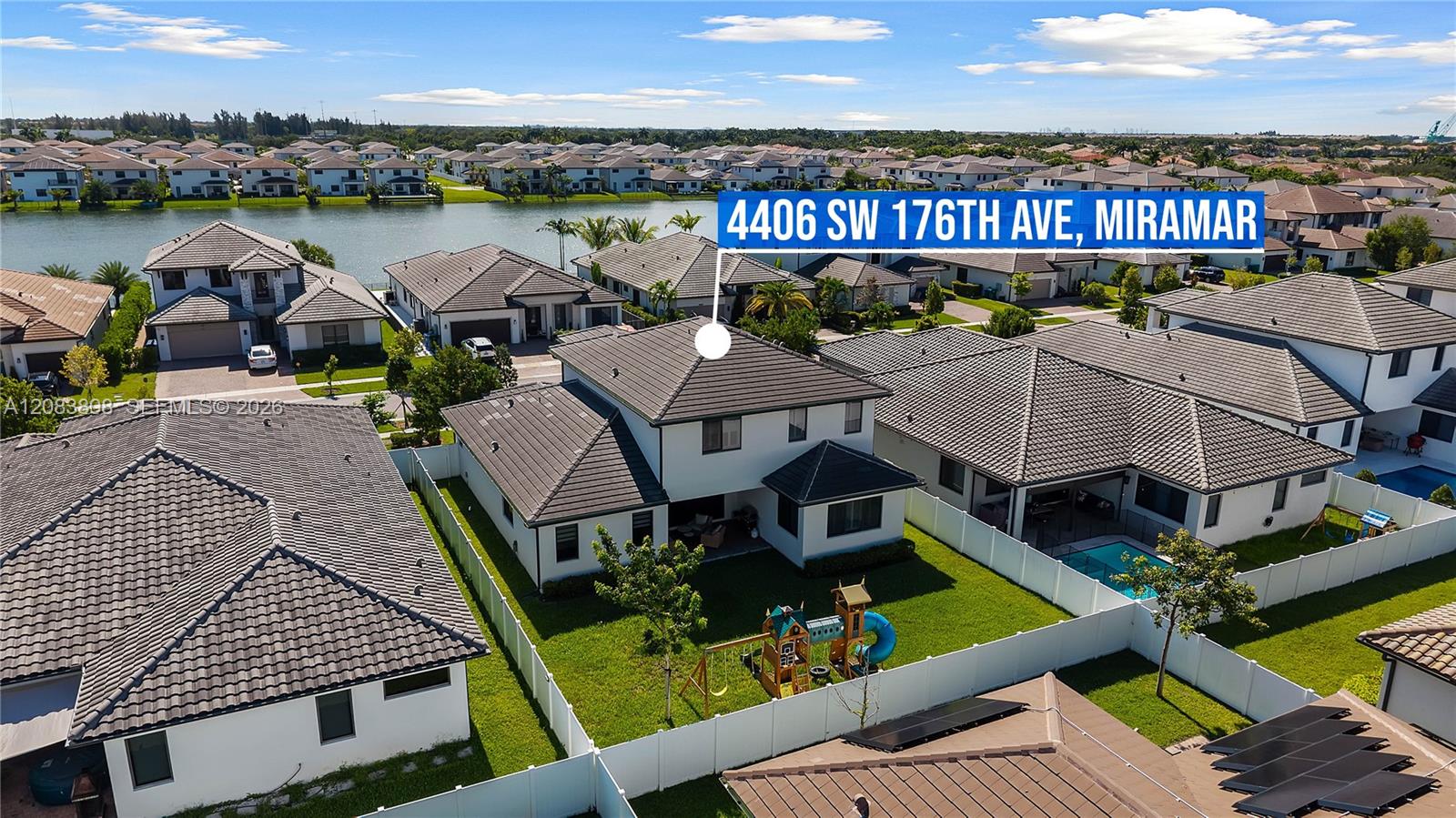 4406 SW 176th Ave — Photo 3
