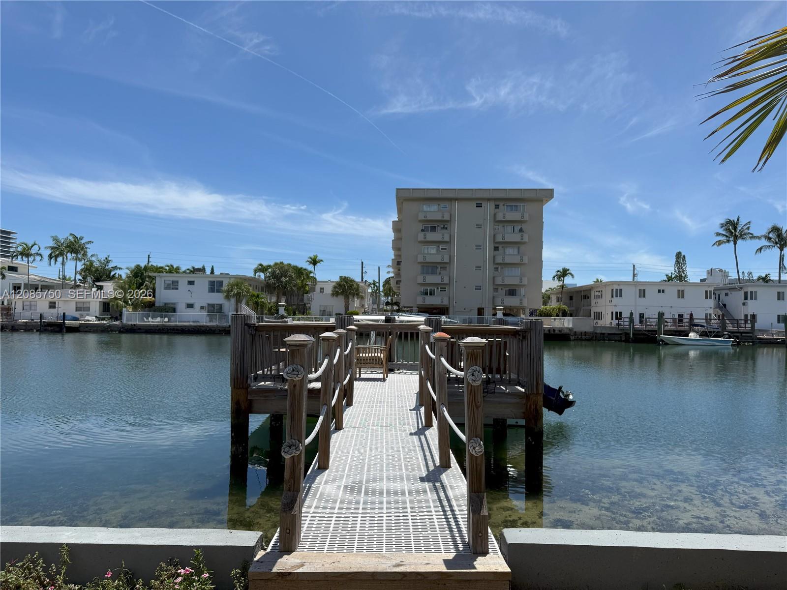 8401 Crespi Blvd # 1 — Photo 4