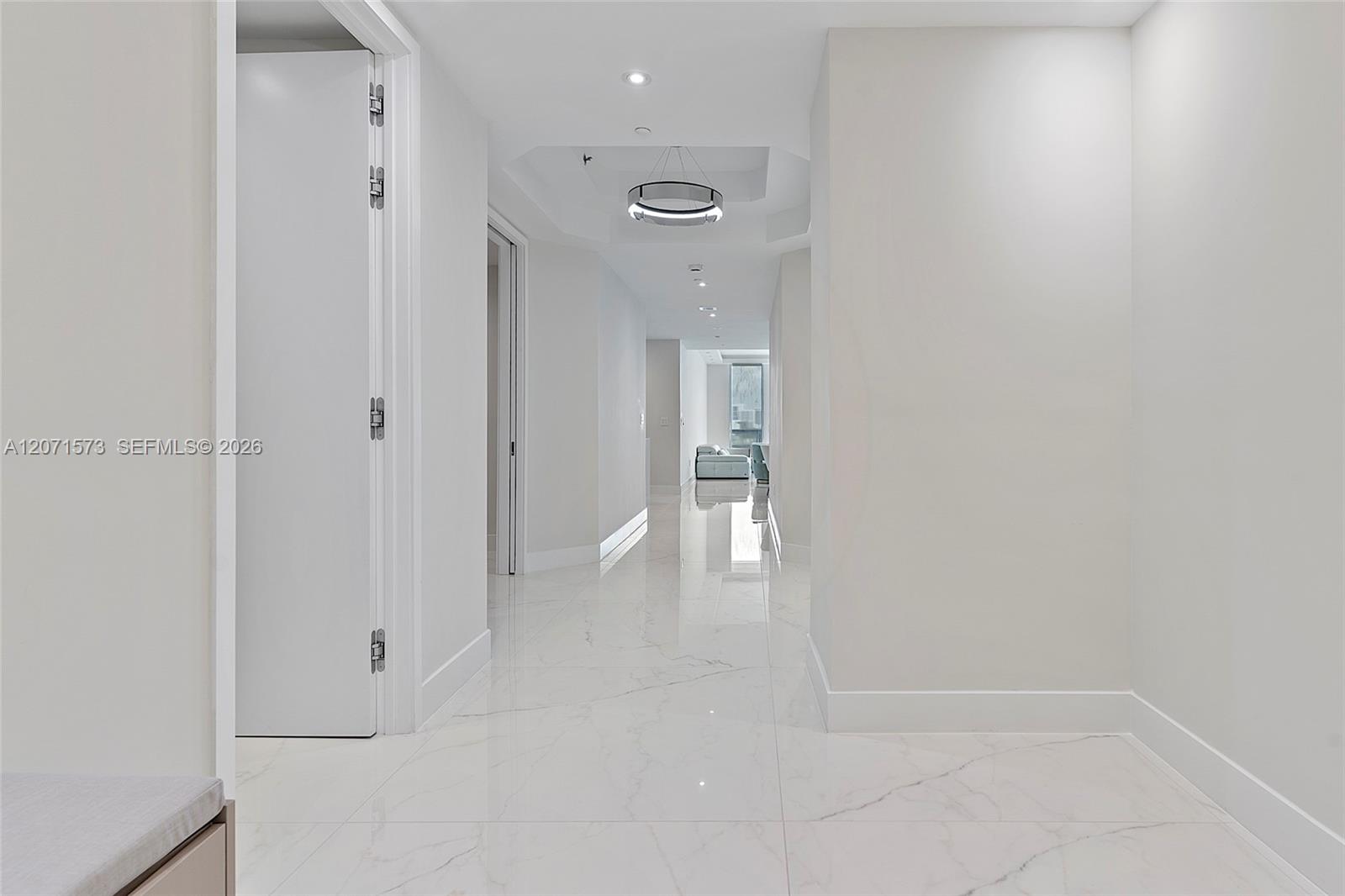 100 S Pointe Dr # 910 View 2