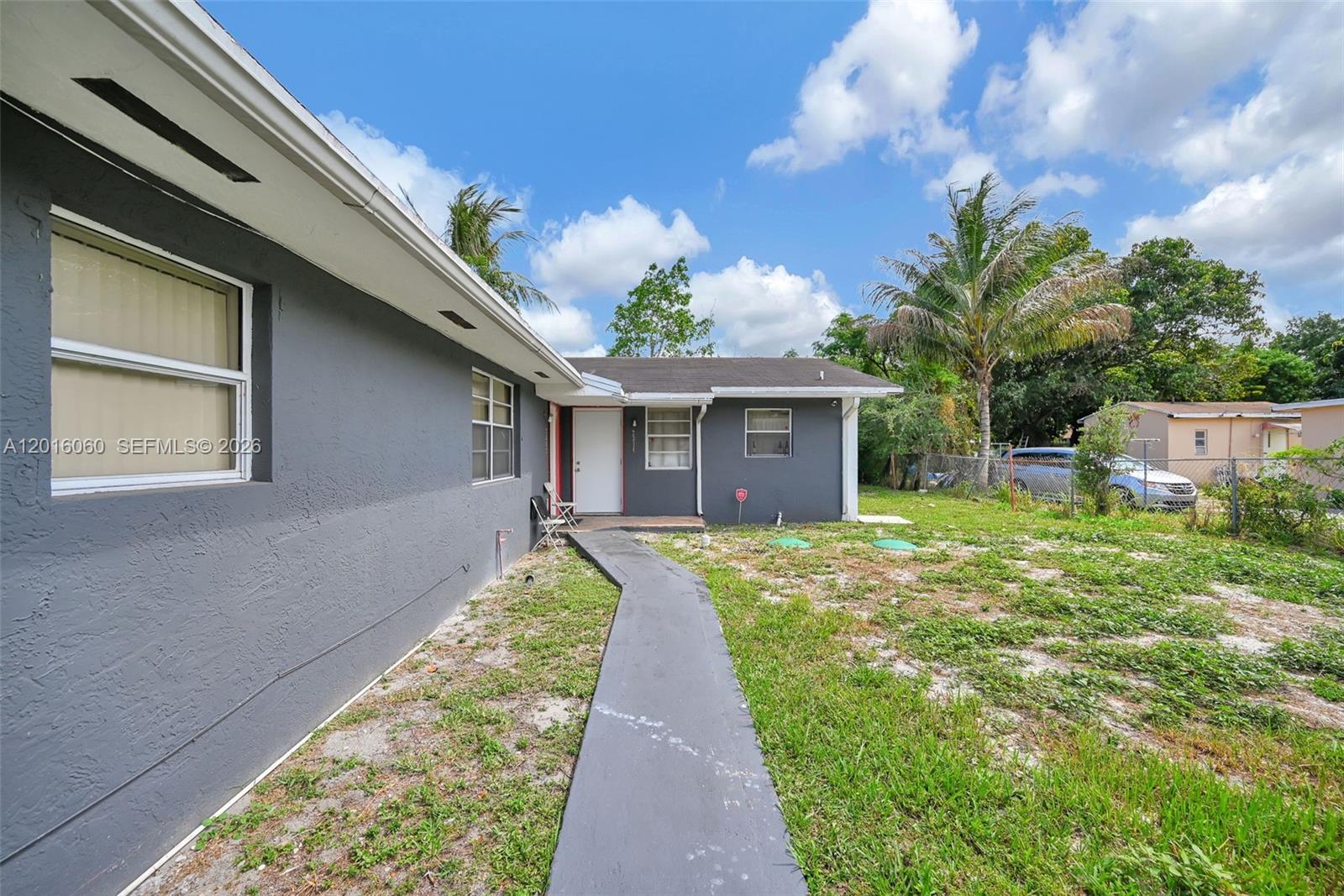 2352 NW 102nd St — Photo 5