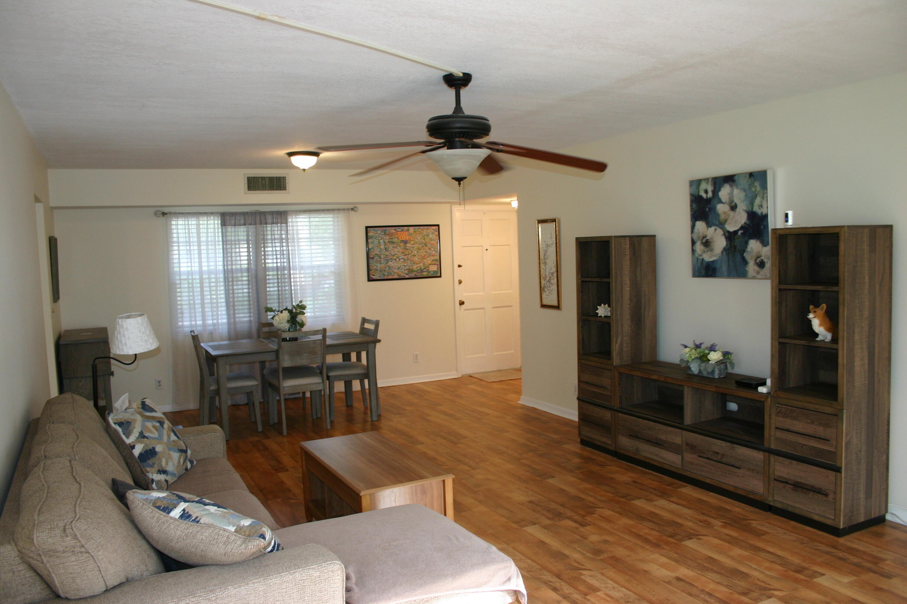 5570 Tamberlane Circle # 130 — Photo 4
