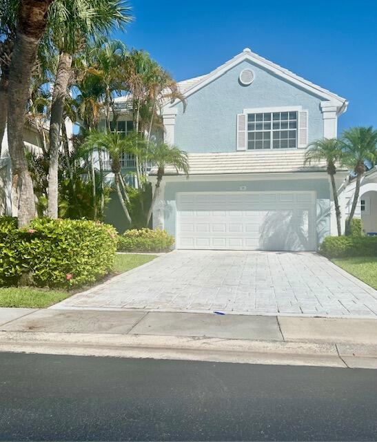 10 Blenheim Court, Palm Beach Gardens FL 33418