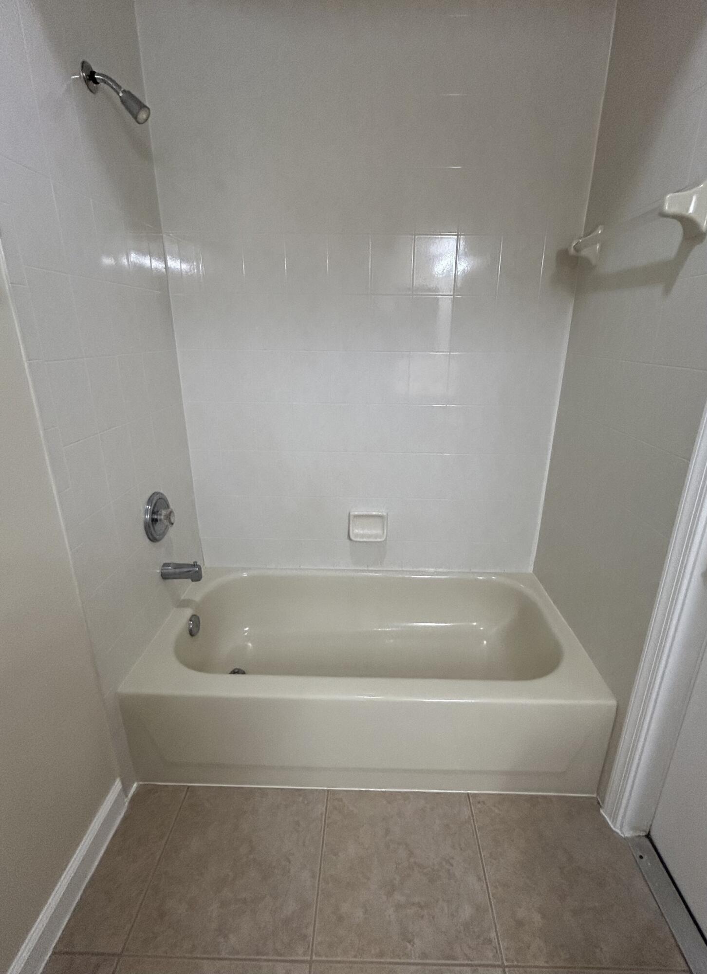 3804 Victoria Road — Photo 3