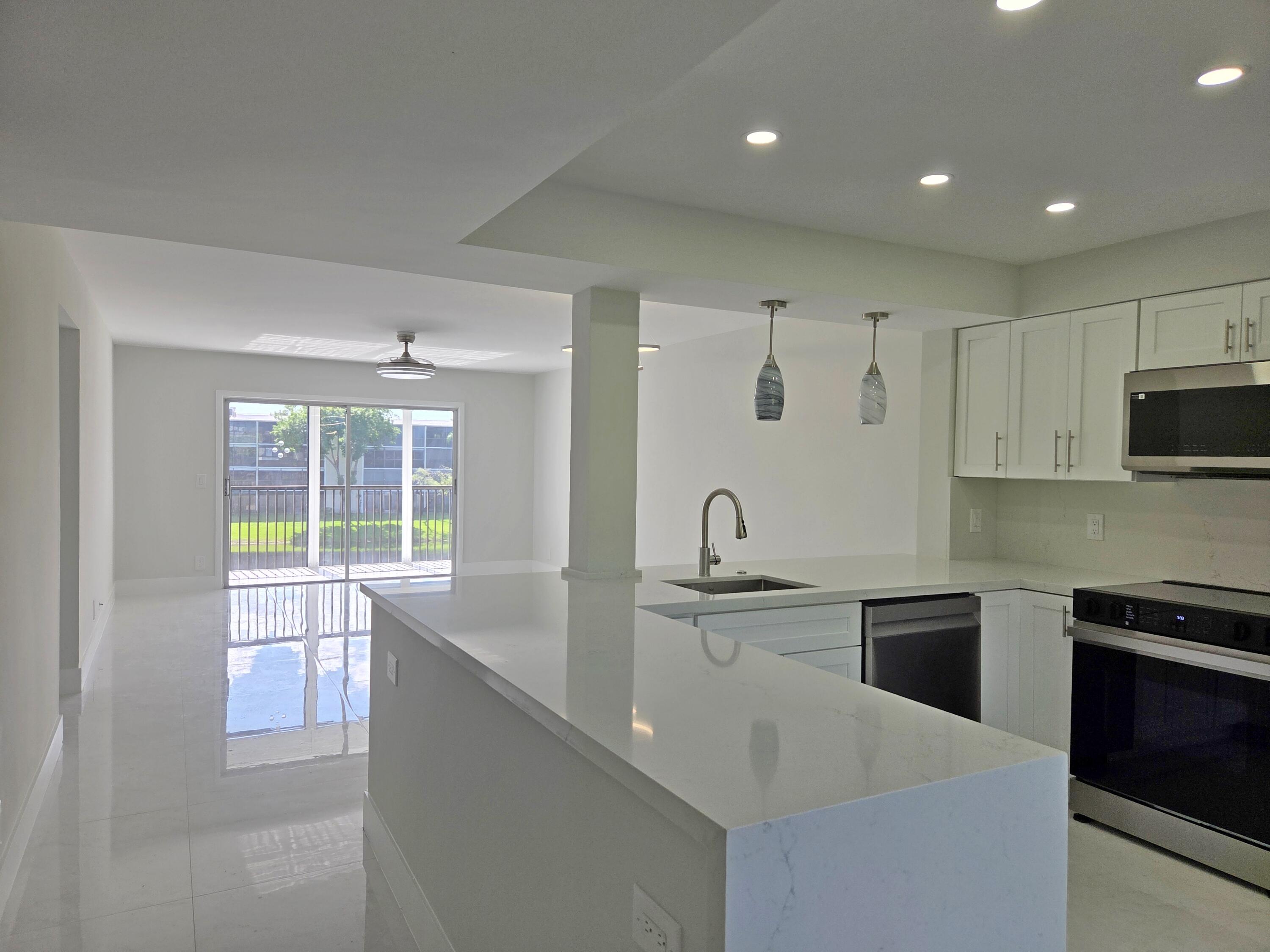 14310 Strathmore Lane # 305, Delray Beach FL 33446