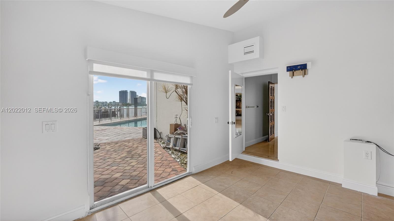 3226 NE 168th St # 3226 View 10