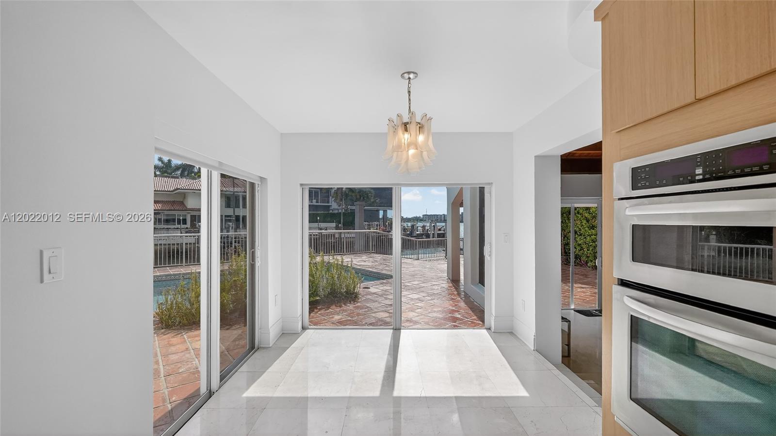 3226 NE 168th St # 3226 View 9