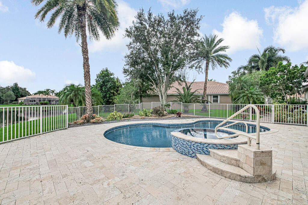 6525 MURANO Way — Photo 4