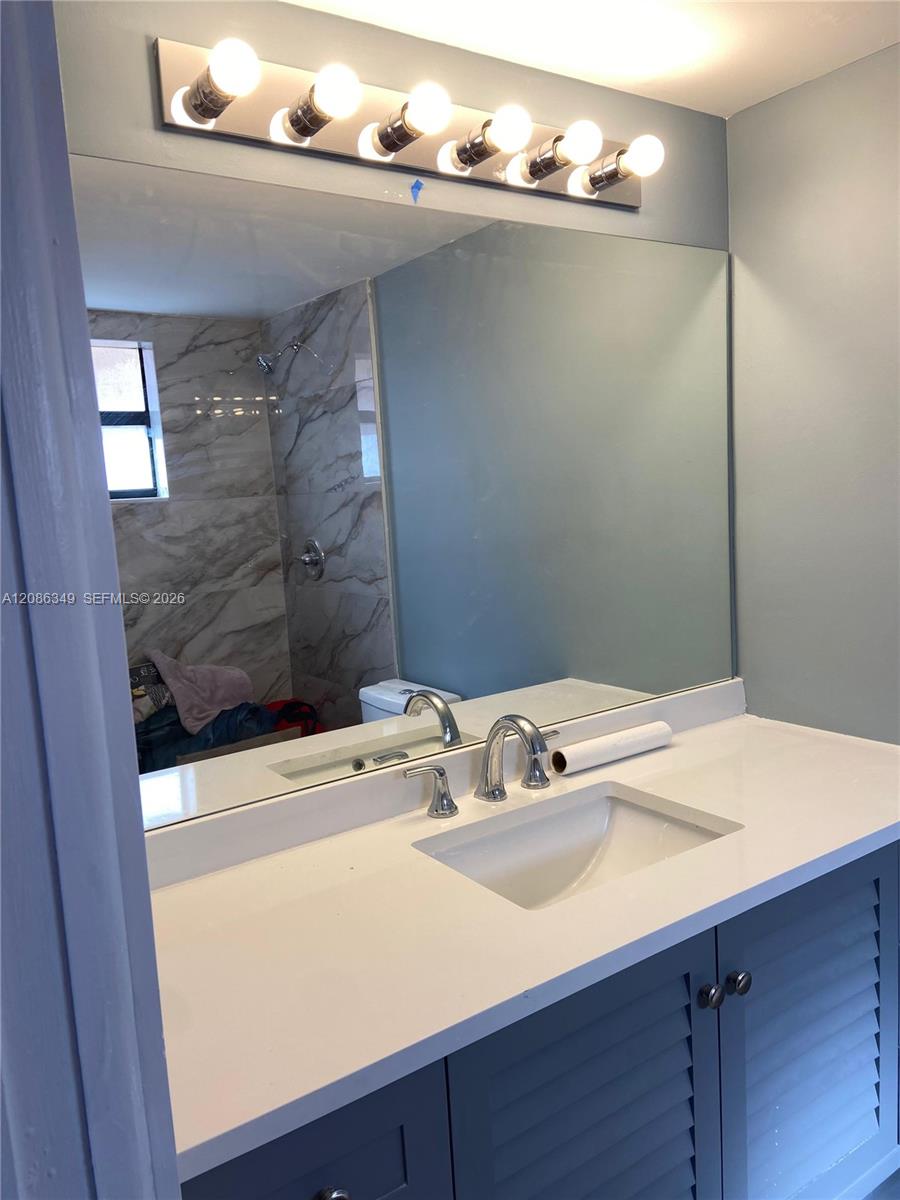 2740 W 62nd St # 207 — Photo 4