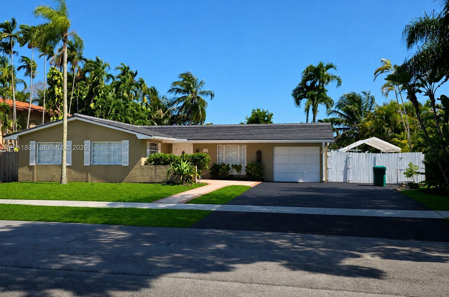 14020 SW 83rd St, Miami FL 33183