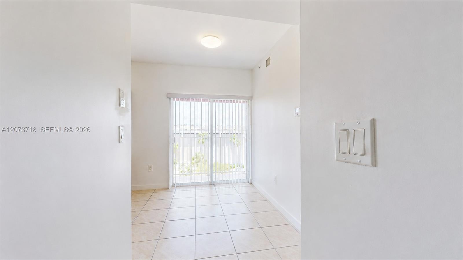115 SW 42nd Ave # 501 — Photo 5