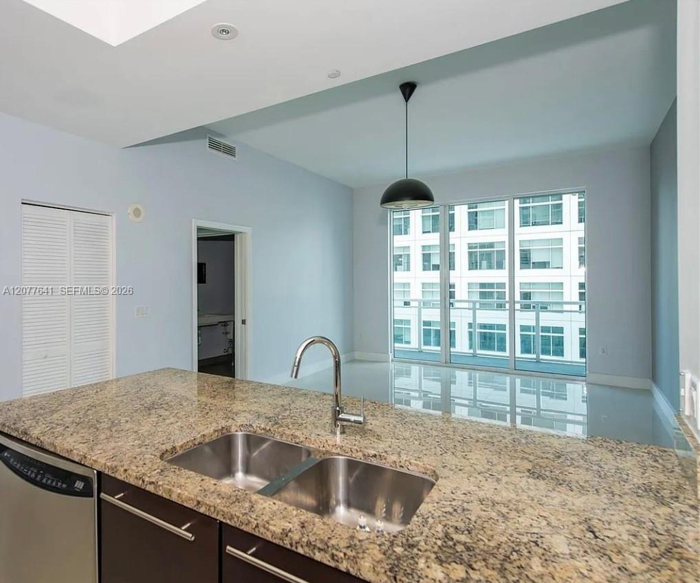 950 Brickell Bay Dr # 902 — Photo 4