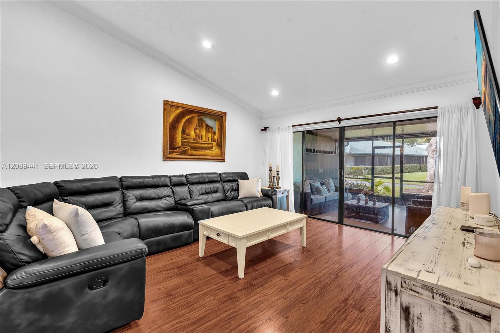 359 Fairway Cir # 59 — Photo 4
