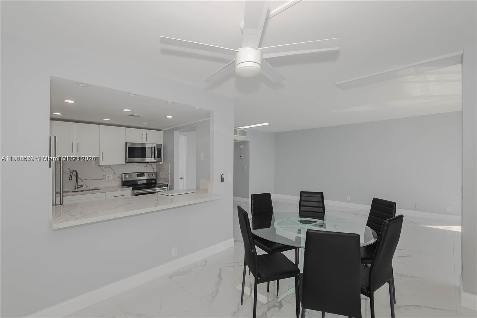 20301 W Country Club Dr # 1221 — Photo 5