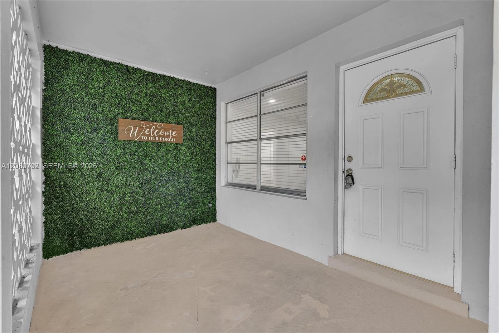 4810 Johnson St — Photo 5