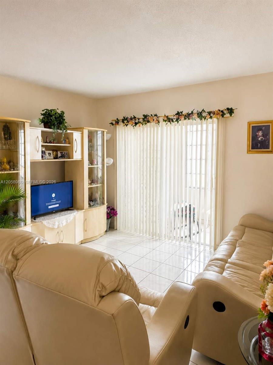 110 Royal Palm Rd # 208 — Photo 4