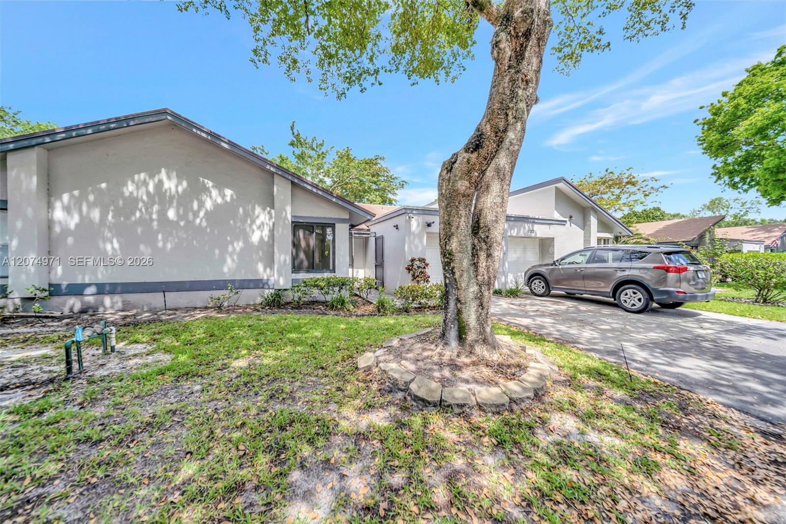 5223 E Gate Lake Rd # 5223, Tamarac FL 33319