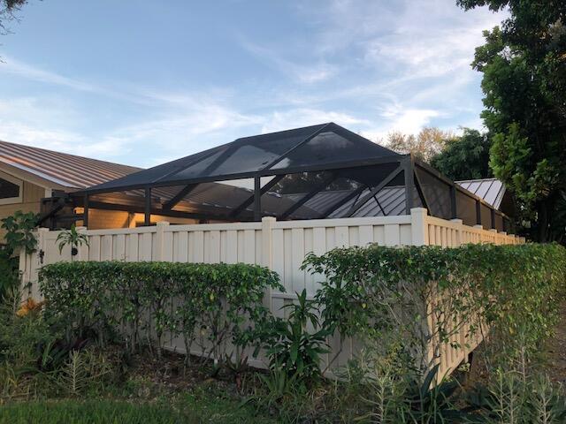 5305 EAGLE LAKE Drive, Palm Beach Gardens FL 33418