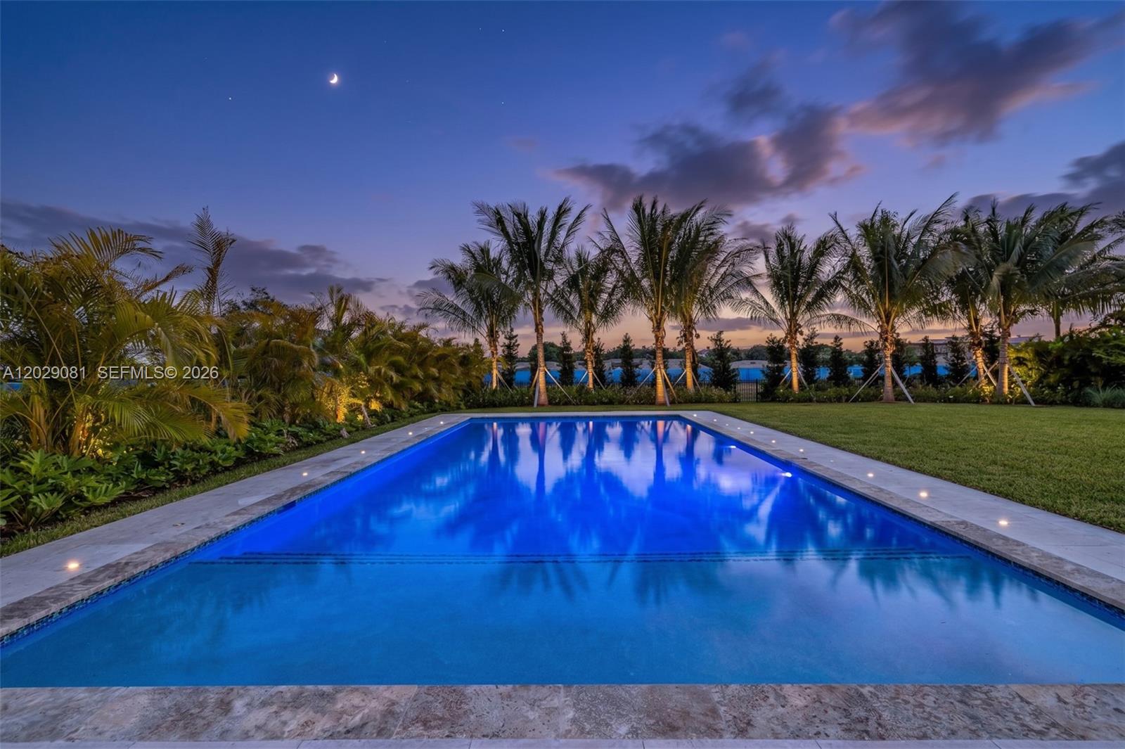 16689 N Botaniko Dr N, Weston FL 33326