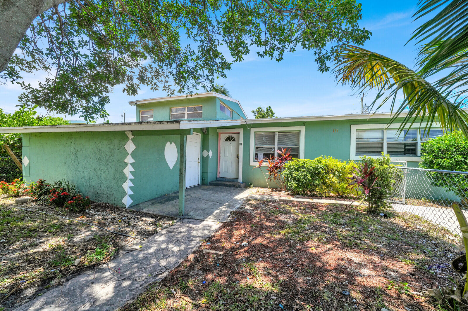 111 Ocean Parkway, Boynton Beach FL 33435