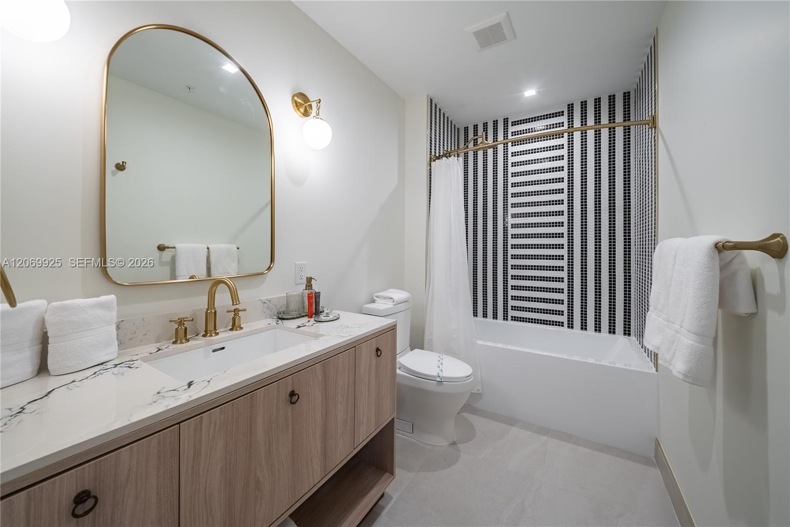 2700 NW 2nd Ave # 237 View 14
