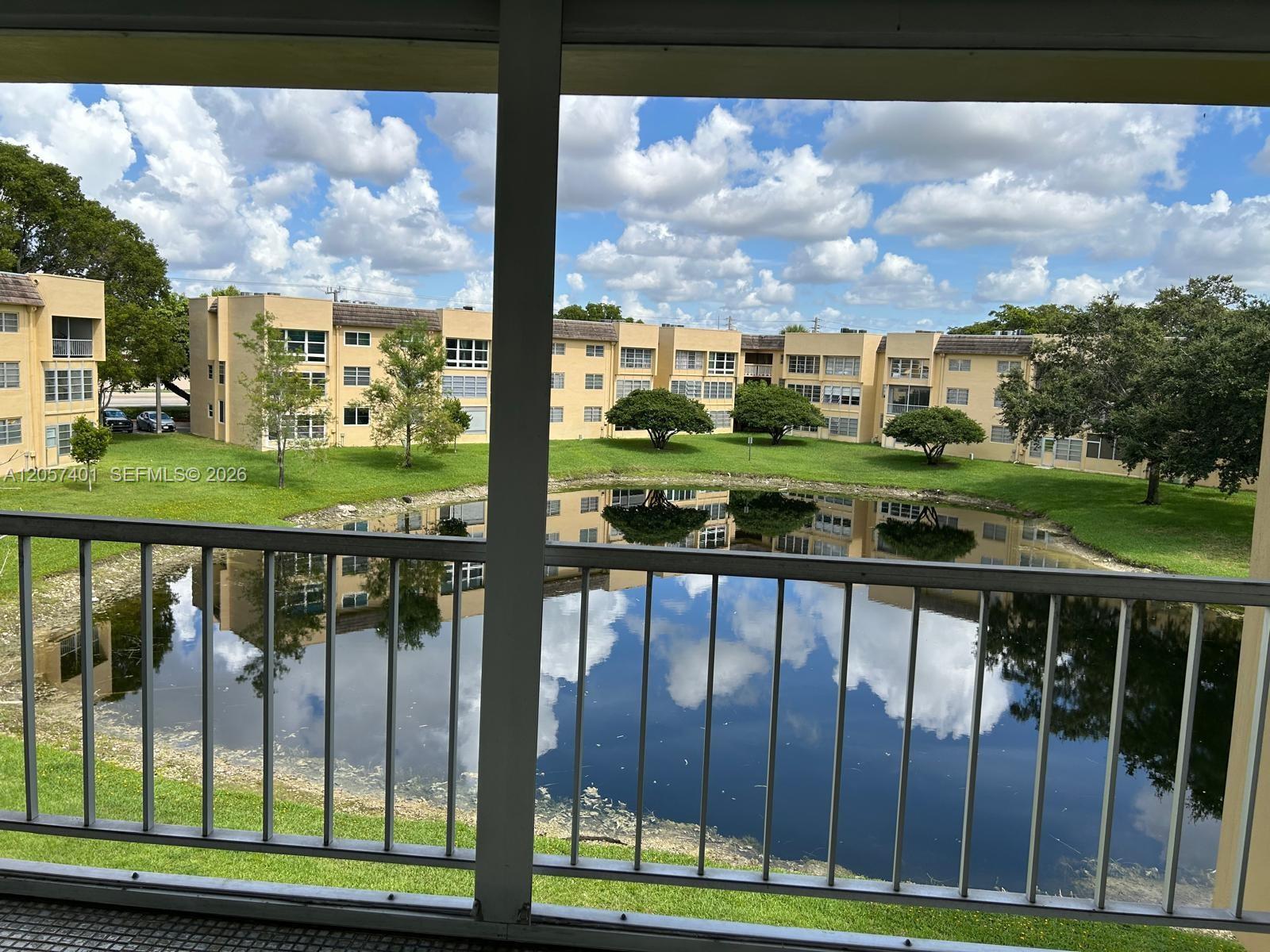 6090 NW 64th Ave # 311, Tamarac FL 33319