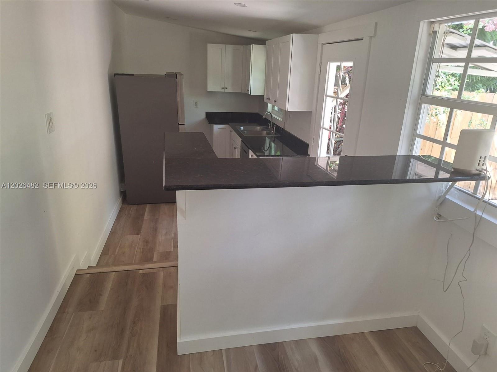 1121 NE 1st Ave # 2 — Photo 4