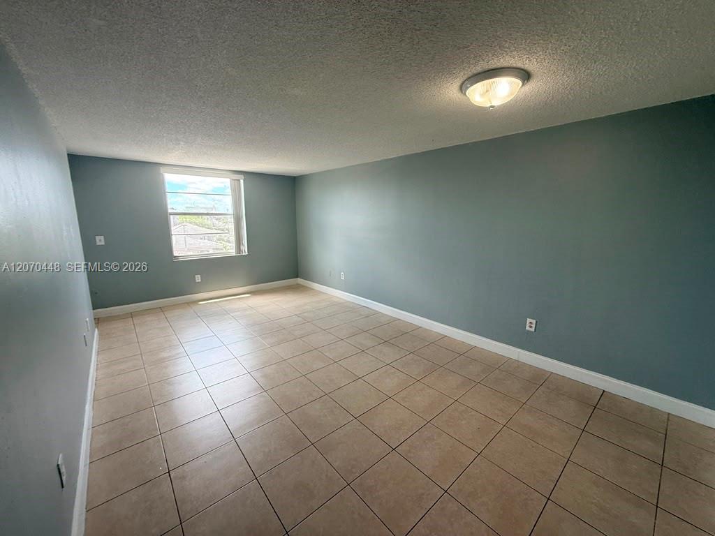5775 W 20th Ave # 402, Hialeah FL 33012