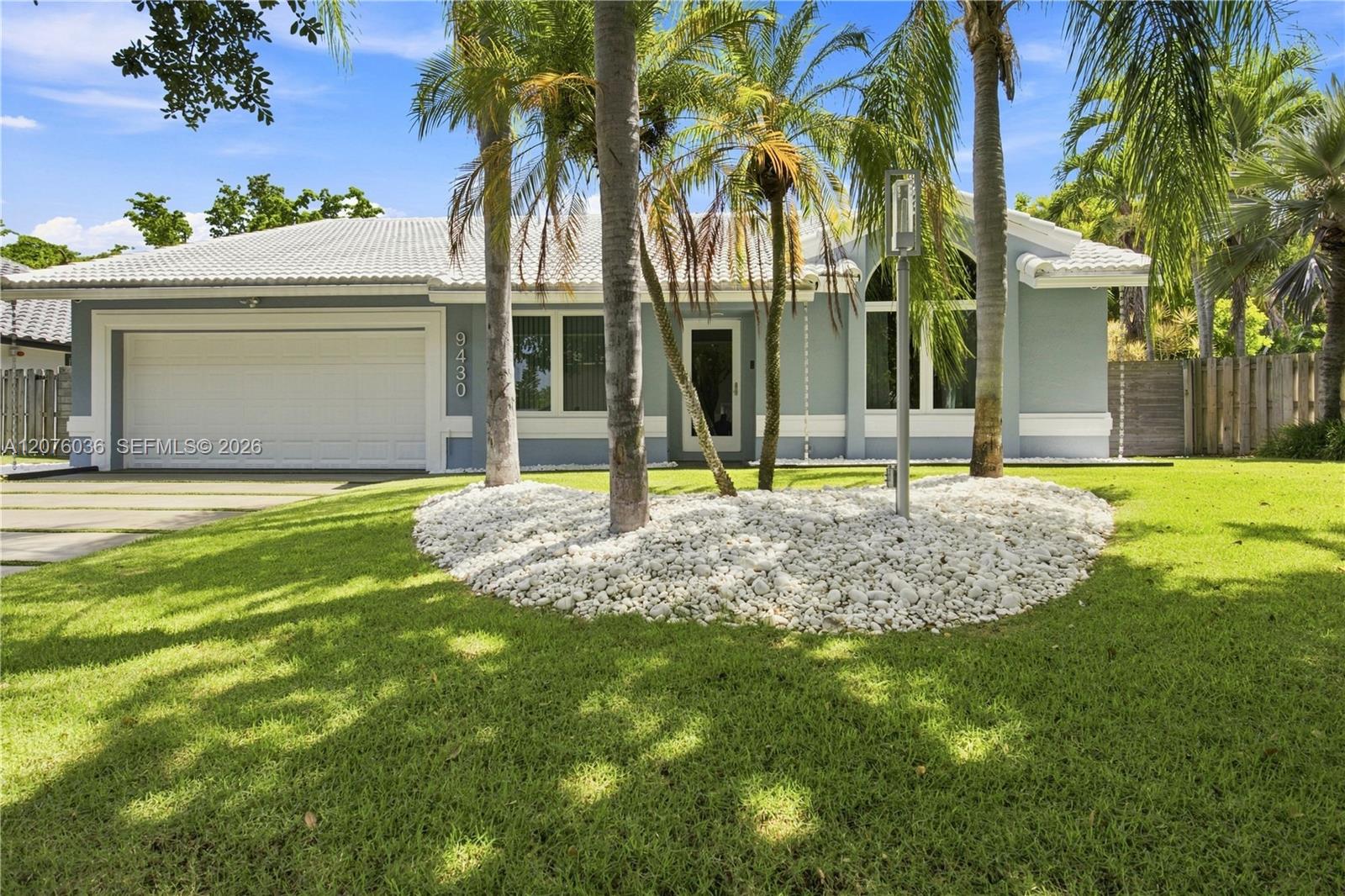 9430 SW 215th Ln — Photo 3