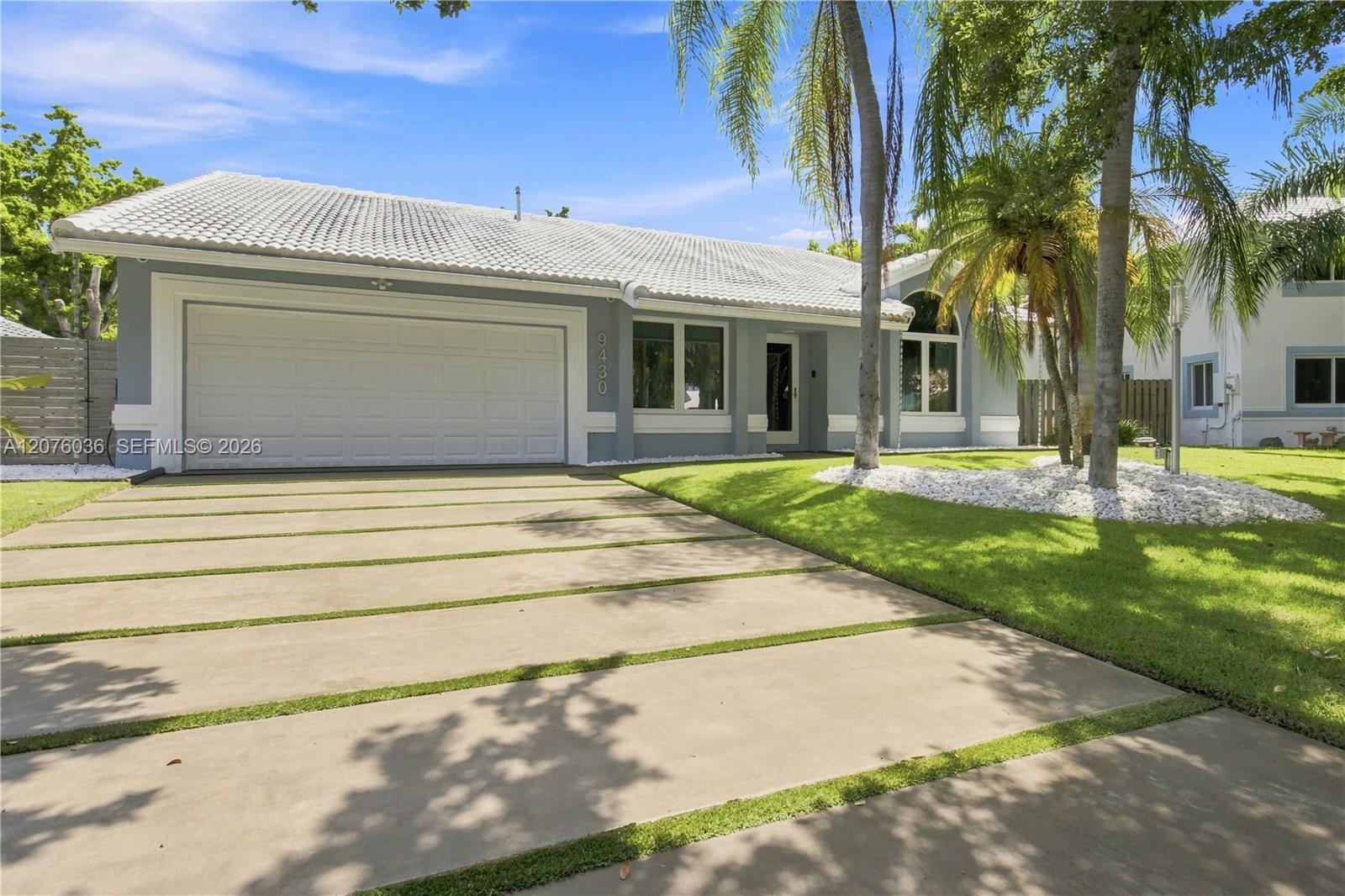 9430 SW 215th Ln — Photo 4