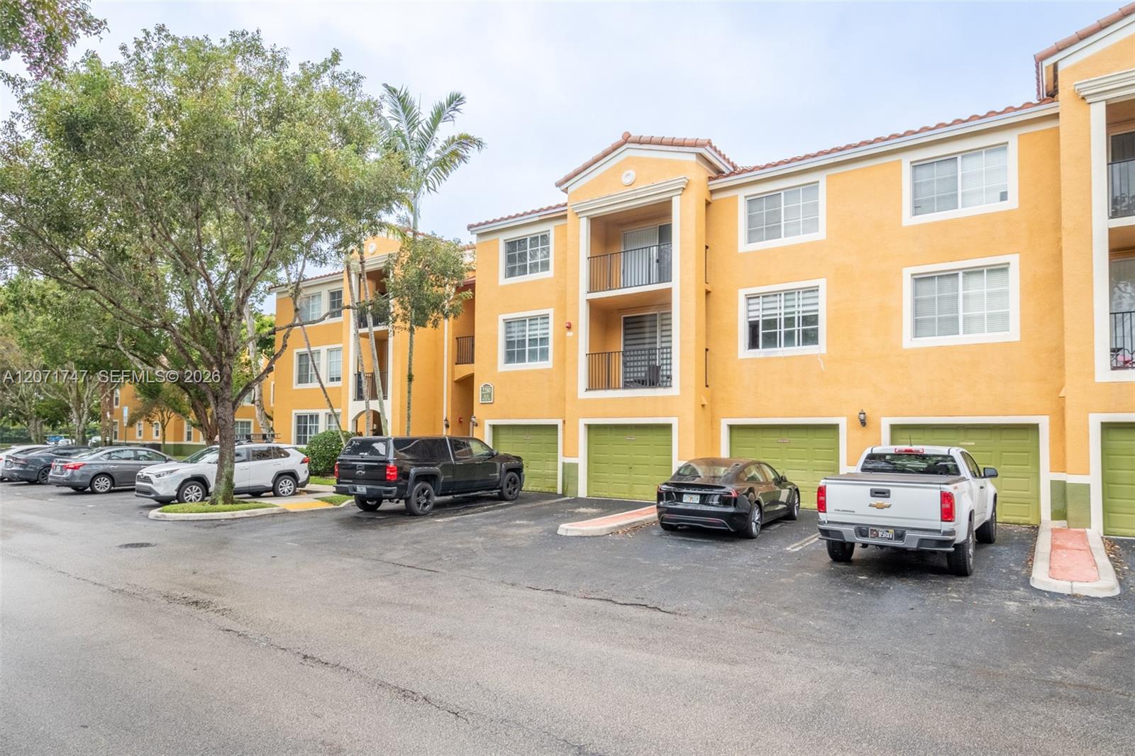 2280 E Preserve Way # 303 — Photo 4